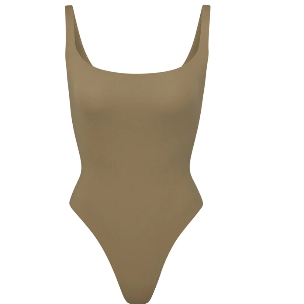 Skims Fits Everybody Square neck bodysuit - khaki
